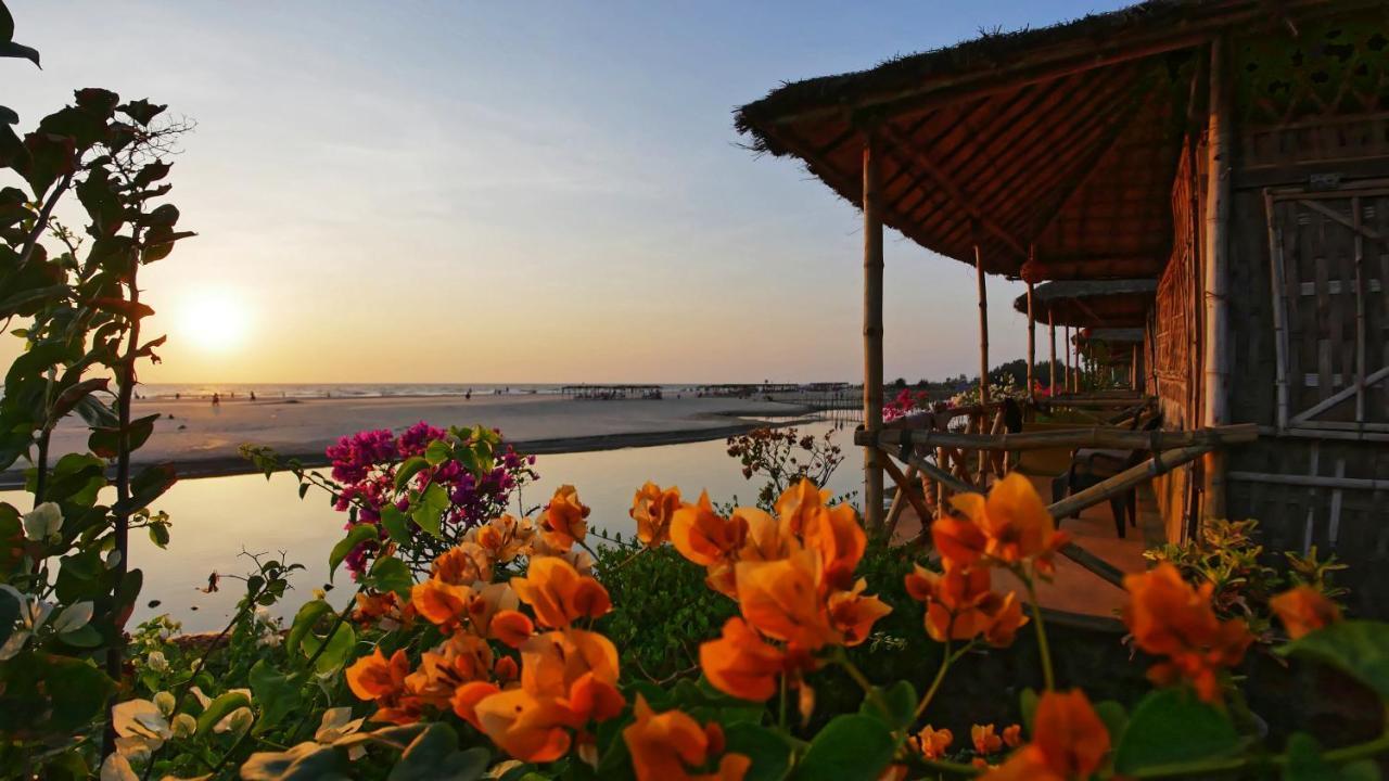 บีช สตรีท อีโค รีสอร์ต แอนด์ สปา Hotel มานเดรม ภายนอก รูปภาพ